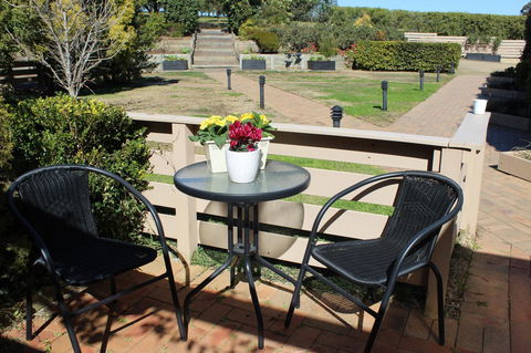 Grapevines Boutique Accommodation - Lightning Ridge Tourism 22