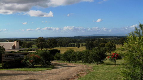 Grapevines Boutique Accommodation - Lightning Ridge Tourism 20