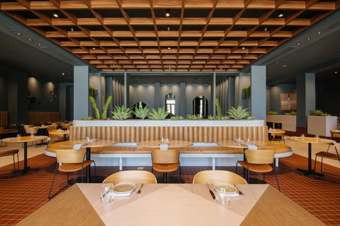 Pan Pacific Perth - Lightning Ridge Tourism 17