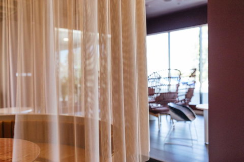 Pan Pacific Perth - Lightning Ridge Tourism 32