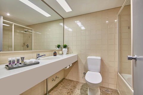 Mercure Perth - Lightning Ridge Tourism 6