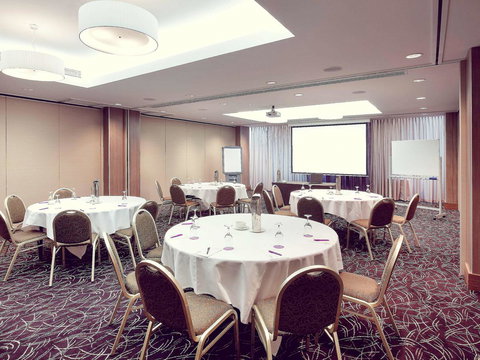 Mercure Perth - Lightning Ridge Tourism 29