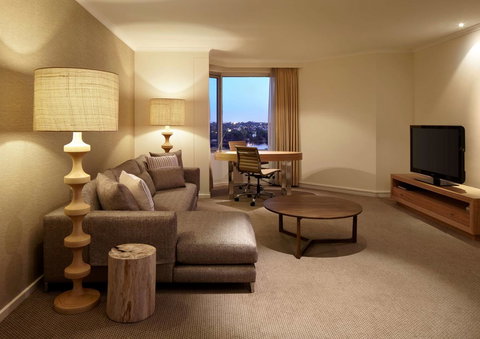 Residence On Langley Park - Lightning Ridge Tourism 16