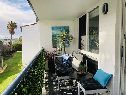 West Beach Lagoon 220 Stylish And Cozy - Lightning Ridge Tourism 7