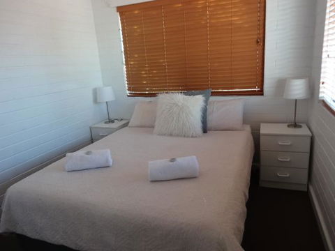 Archipelago Apartments Esperance - Lightning Ridge Tourism 3