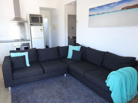 Archipelago Apartments Esperance - Lightning Ridge Tourism 18