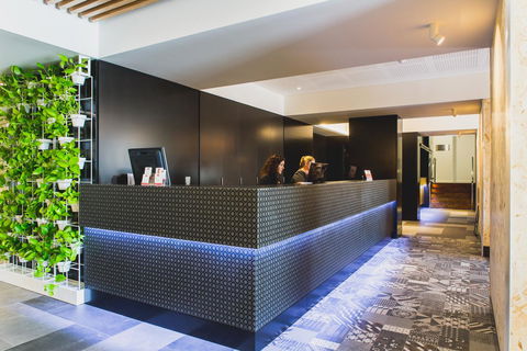 Metro Hotel Perth - Lightning Ridge Tourism 10