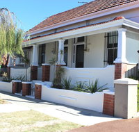 Captain's Heritage Cottage - Lightning Ridge Tourism
