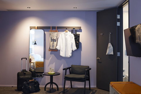 Alex Hotel - Lightning Ridge Tourism 11