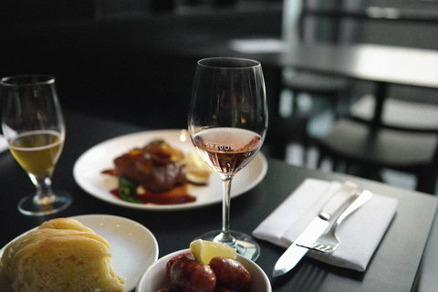 Alex Hotel - Lightning Ridge Tourism 8