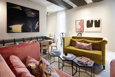 Alex Hotel - Lightning Ridge Tourism 5