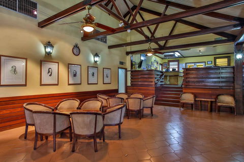 Kimberley Hotel - Lightning Ridge Tourism 14