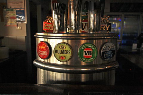 Kimberley Hotel - Lightning Ridge Tourism 27