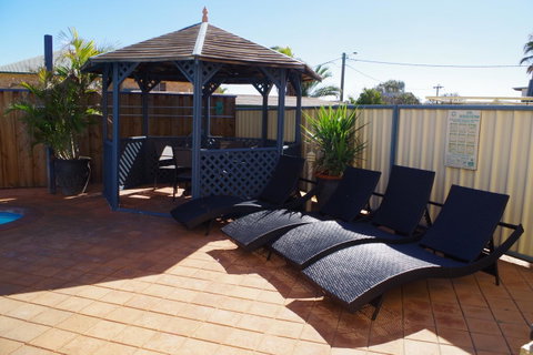 Kalbarri Blue Ocean Villas - Lightning Ridge Tourism 11