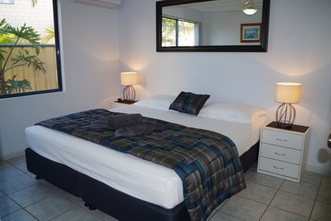 Kalbarri Blue Ocean Villas - Lightning Ridge Tourism 8