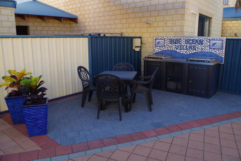 Kalbarri Blue Ocean Villas - Lightning Ridge Tourism 30