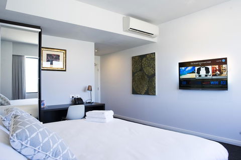 The Gerald Apartment Hotel - Lightning Ridge Tourism 38