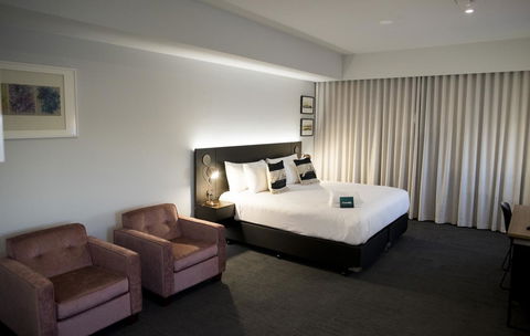 The Gerald Apartment Hotel - Lightning Ridge Tourism 28
