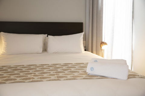 The Gerald Apartment Hotel - Lightning Ridge Tourism 12