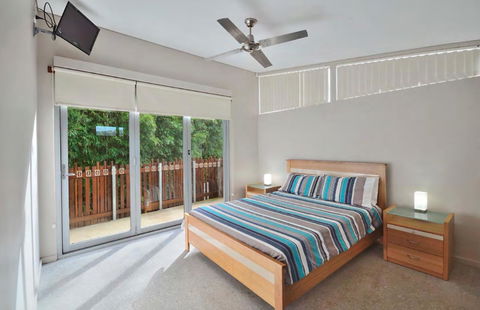 Crescent Head Spa Villa - Lightning Ridge Tourism 3