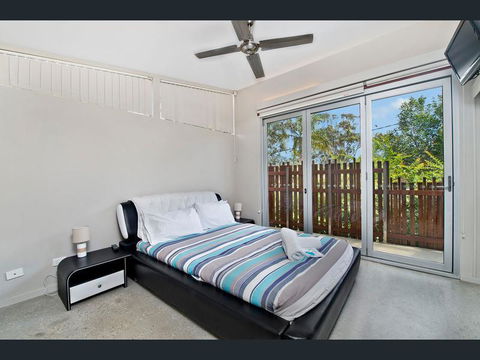 Crescent Head Spa Villa - Lightning Ridge Tourism 8
