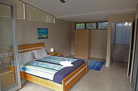 Crescent Head Spa Villa - Lightning Ridge Tourism 4