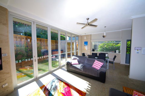 Crescent Head Spa Villa - Lightning Ridge Tourism 25