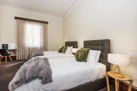 The Parkview Hotel Mudgee - Lightning Ridge Tourism 7
