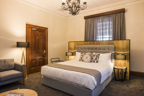 The Parkview Hotel Mudgee - Lightning Ridge Tourism 0