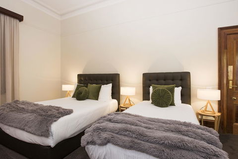 The Parkview Hotel Mudgee - Lightning Ridge Tourism 6