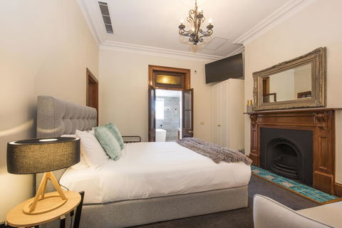 The Parkview Hotel Mudgee - Lightning Ridge Tourism 17