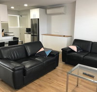 Jesmond Executive Villas - Lightning Ridge Tourism