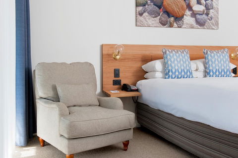 Hotel Nelson - Lightning Ridge Tourism 4