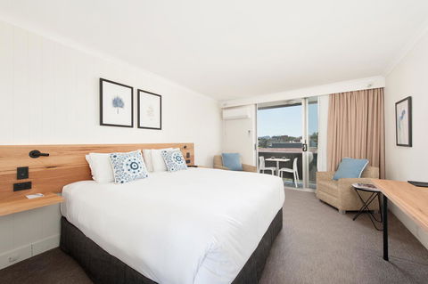 Hotel Nelson - Lightning Ridge Tourism 9