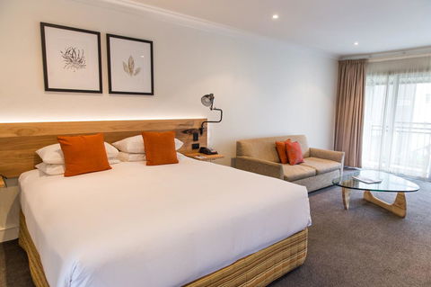 Hotel Nelson - Lightning Ridge Tourism 28