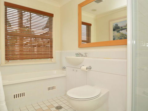 Villa Executive 2br Cypress DS Located Within Cypress Lakes Resort - Lightning Ridge Tourism 12