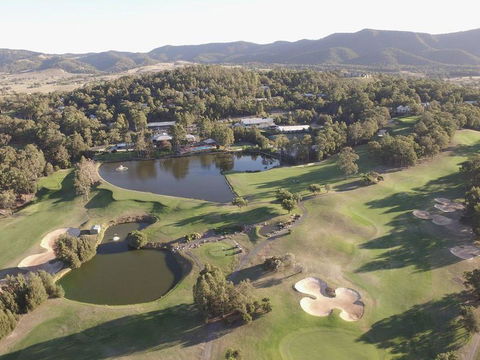 Villa Executive 2br Cypress DS Located Within Cypress Lakes Resort - Lightning Ridge Tourism 4