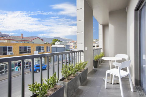 CH Boutique Hotel & Apartments, Ascend Hotel Collection - Lightning Ridge Tourism 14