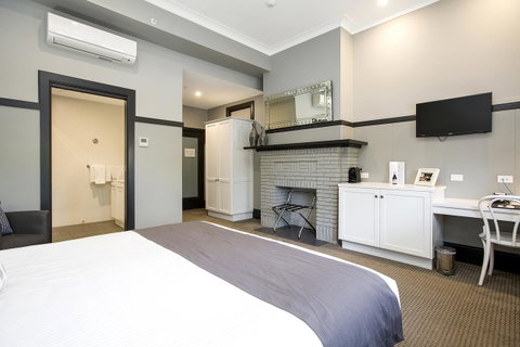 CH Boutique Hotel & Apartments, Ascend Hotel Collection - Lightning Ridge Tourism 21