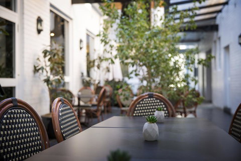 CH Boutique Hotel & Apartments, Ascend Hotel Collection - Lightning Ridge Tourism 31