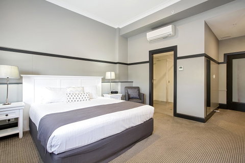 CH Boutique Hotel & Apartments, Ascend Hotel Collection - Lightning Ridge Tourism 22