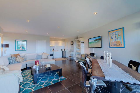 Churchill View Forster - Lightning Ridge Tourism 4