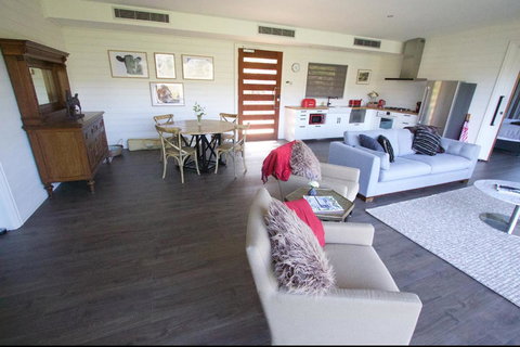 Amaroo Valley Springs - Lightning Ridge Tourism 23