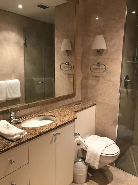 Wyndel Apartments Sydney CBD - Bond - Lightning Ridge Tourism 7
