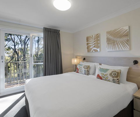Oaks Cypress Lakes Resort - Lightning Ridge Tourism 37