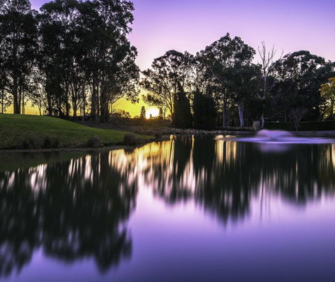 Oaks Cypress Lakes Resort - Lightning Ridge Tourism 20