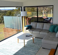 Wine Country Villas - Lightning Ridge Tourism