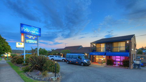 Pelican Motor Inn - Lightning Ridge Tourism 24