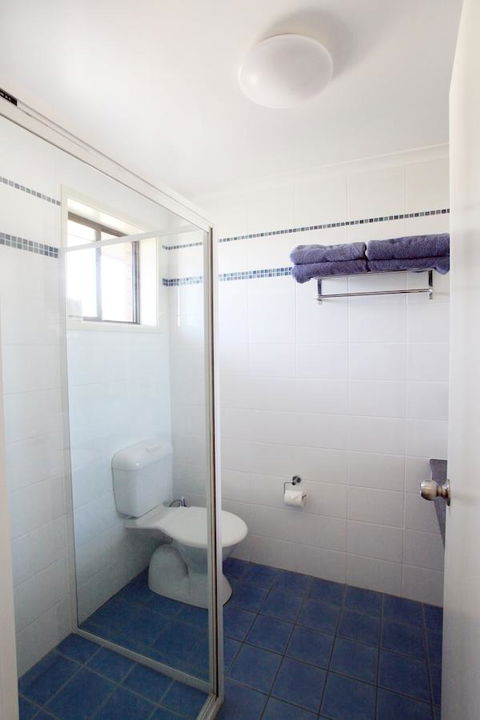 Pelican Motor Inn - Lightning Ridge Tourism 35