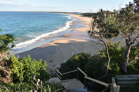 Neptune I Absolute Beachfront I Stunning Views - Lightning Ridge Tourism 37